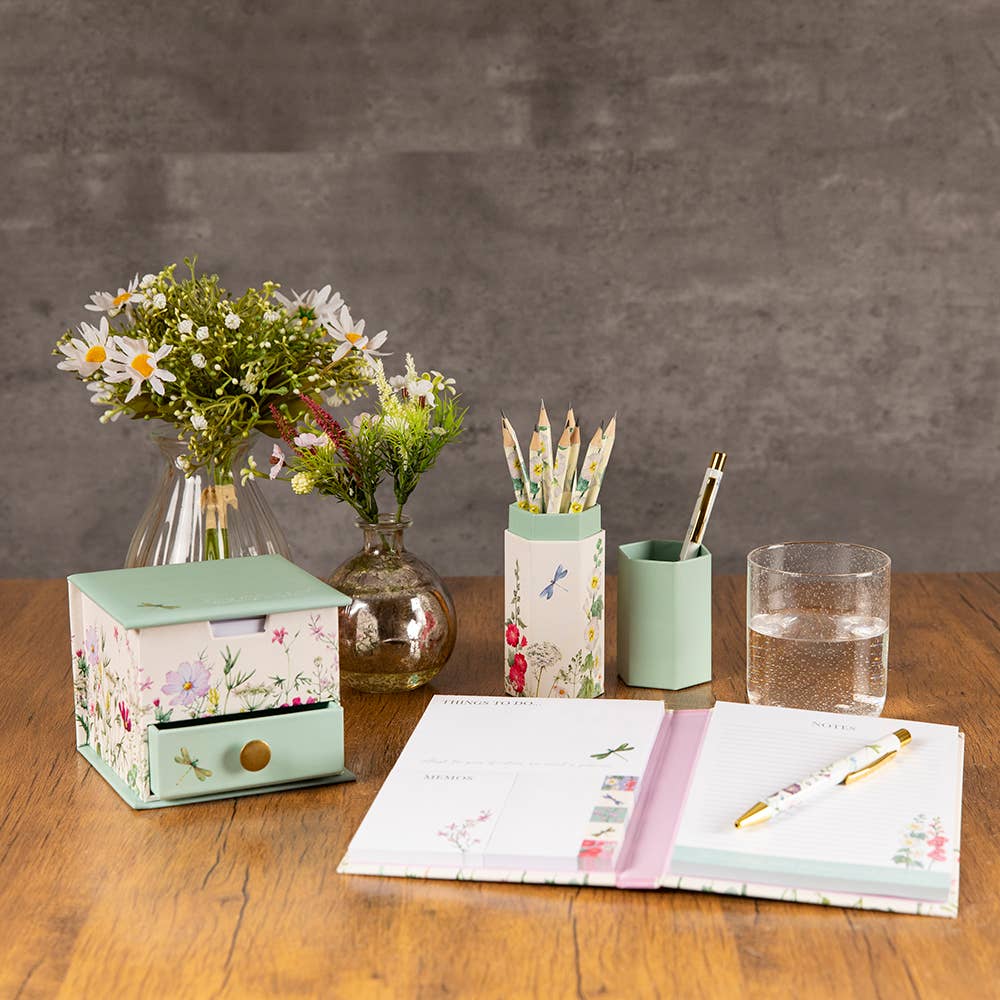 The Gifted Stationery Company Botanical Sticky Notes & Memo List Pad Folder – Wild Meadow White